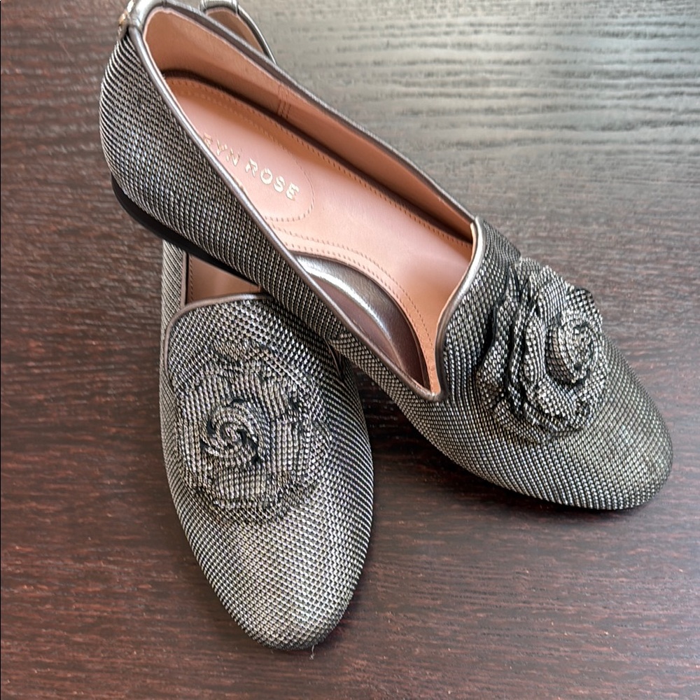 Metallic silver leather loafers,never worn